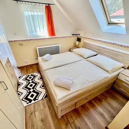 Privat Adriana * Kremnica