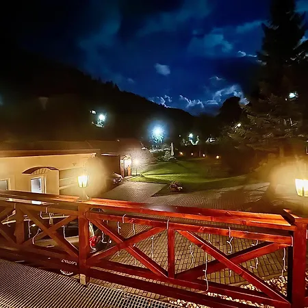 Проживание в семье Privat Adriana Кремница